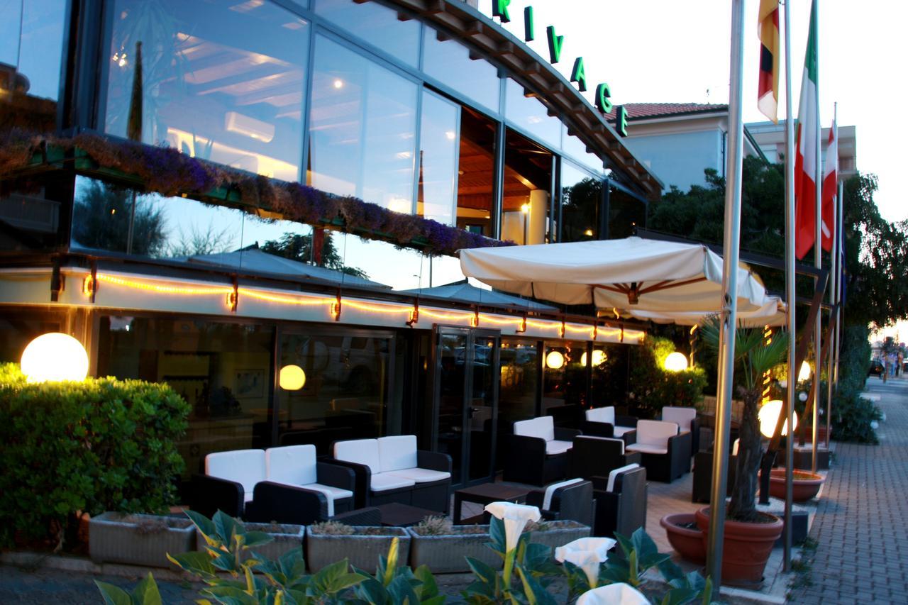 Hotel Beaurivage Fano Exteriör bild